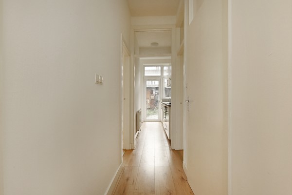 Medium property photo - Jan van Beersstraat 92, 2523 JZ Den Haag